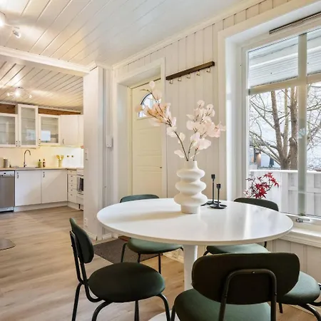 Central First Floor Apartment